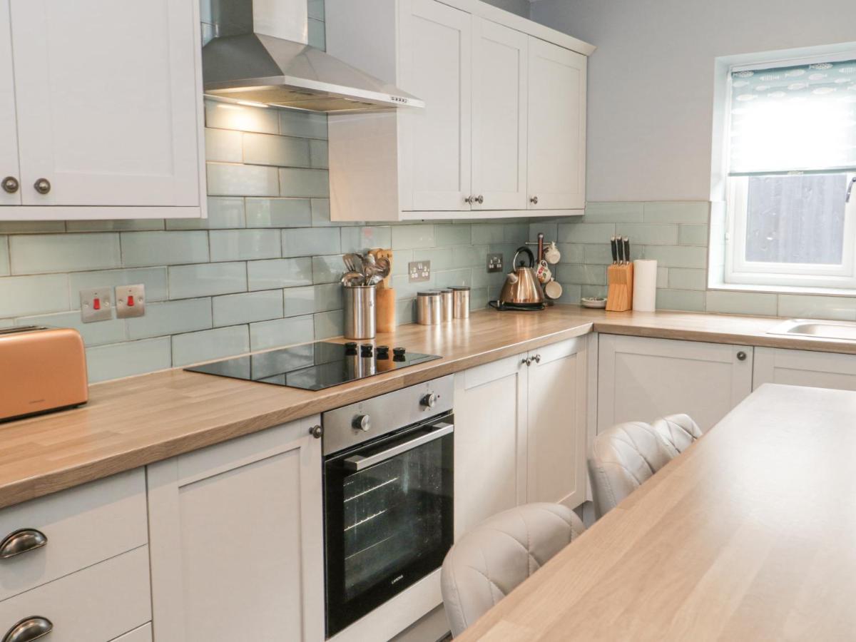 Hunters Cottage Benllech Bagian luar foto