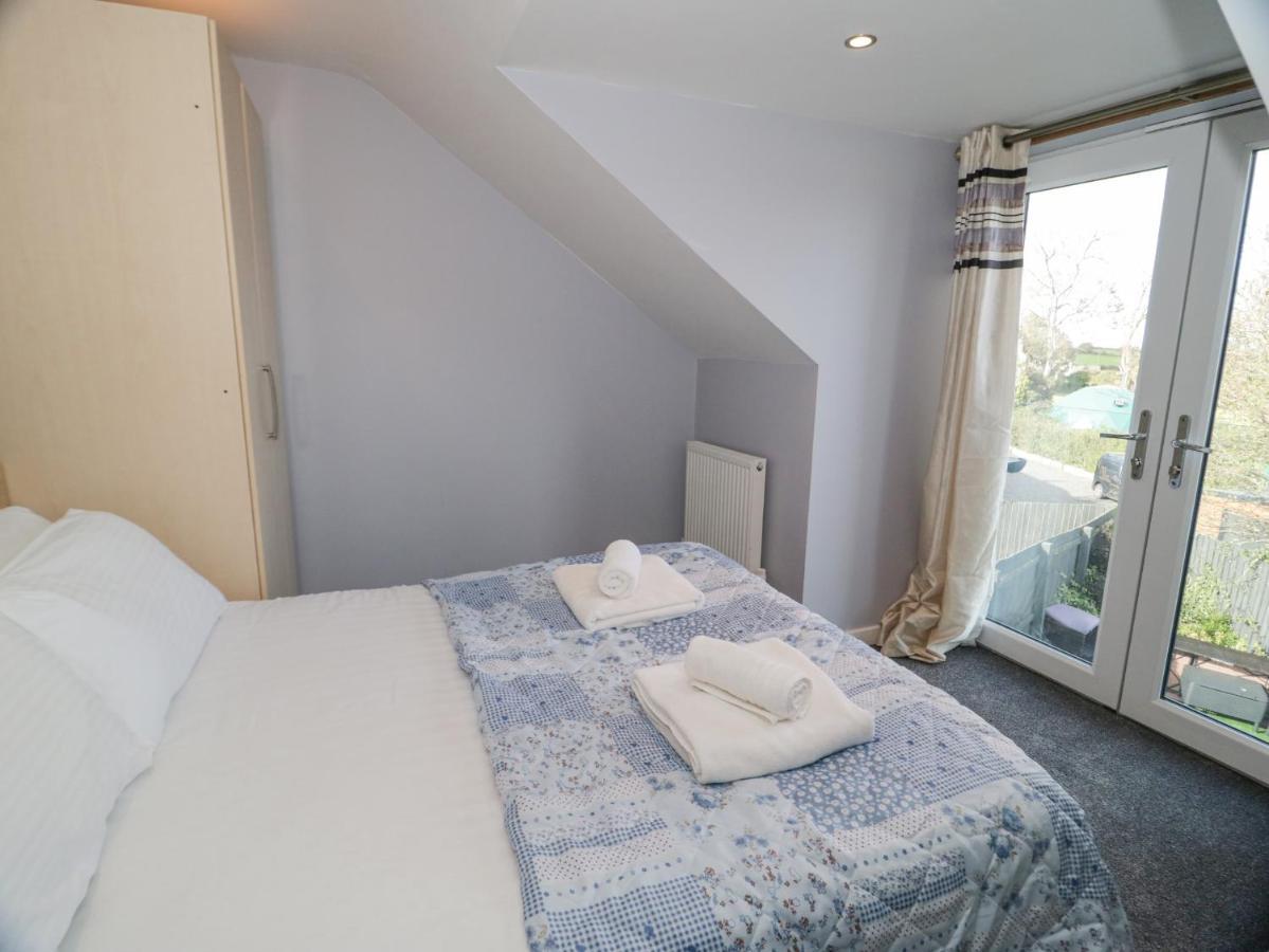 Hunters Cottage Benllech Bagian luar foto