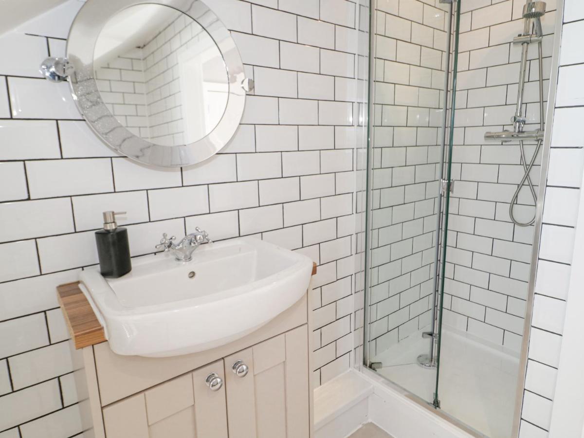 Hunters Cottage Benllech Bagian luar foto